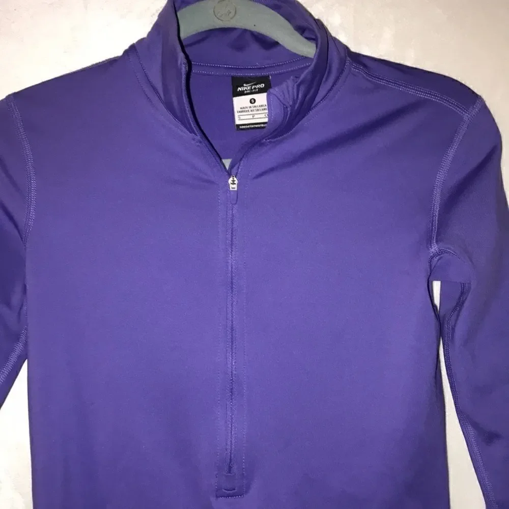 Nike Pro Dri-FIT Womens Quarter Zip Long Sleeve Mock Neck Purple Top Small